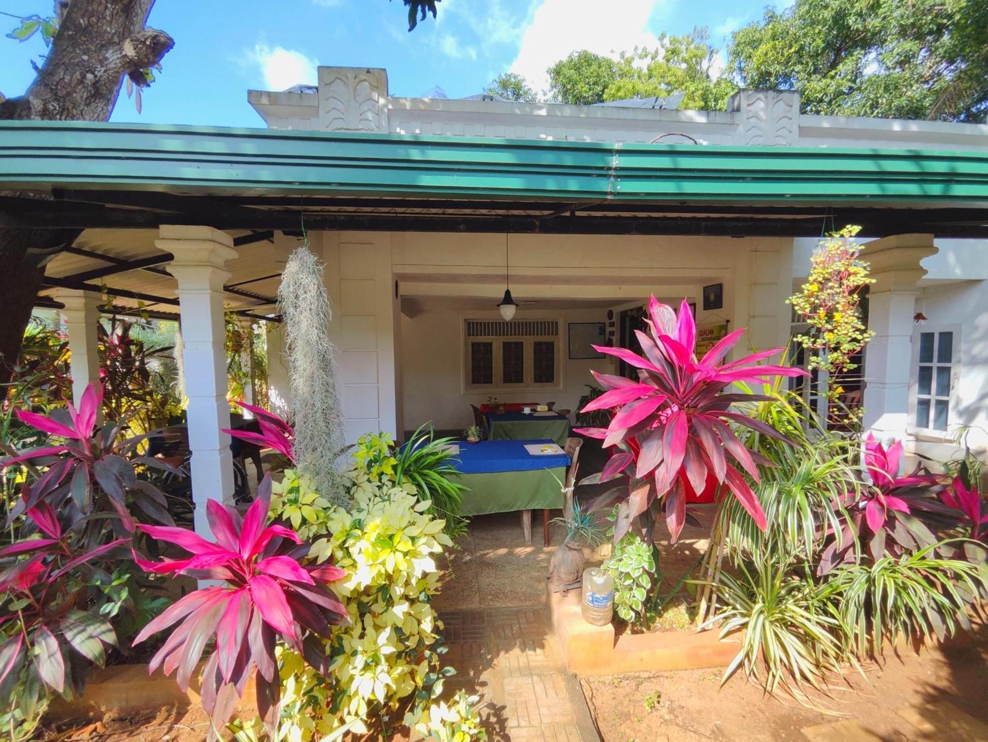 Goalma Family Holiday Resort & Restaurant Anuradhapura Exterior photo