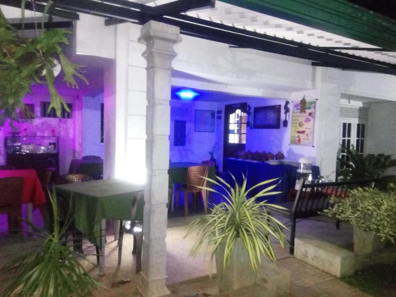 Goalma Family Holiday Resort & Restaurant Anuradhapura Exterior photo